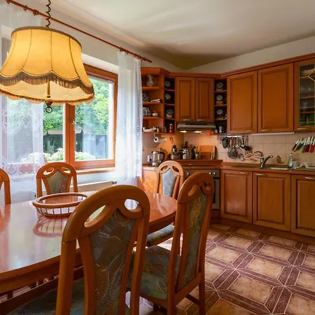 بيت للعطل Beautiful House By The River With Its Own Dock