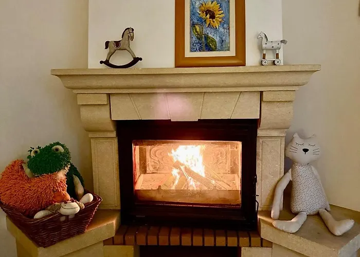 Beautiful House By The River With Its Own Dock * Rabyne