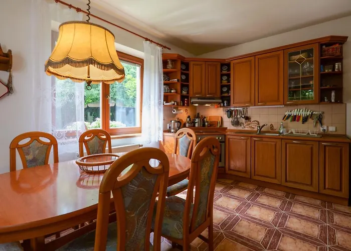 بيت للعطل Beautiful House By The River With Its Own Dock