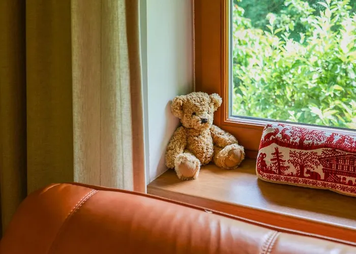 Beautiful House By The River With Its Own Dock *